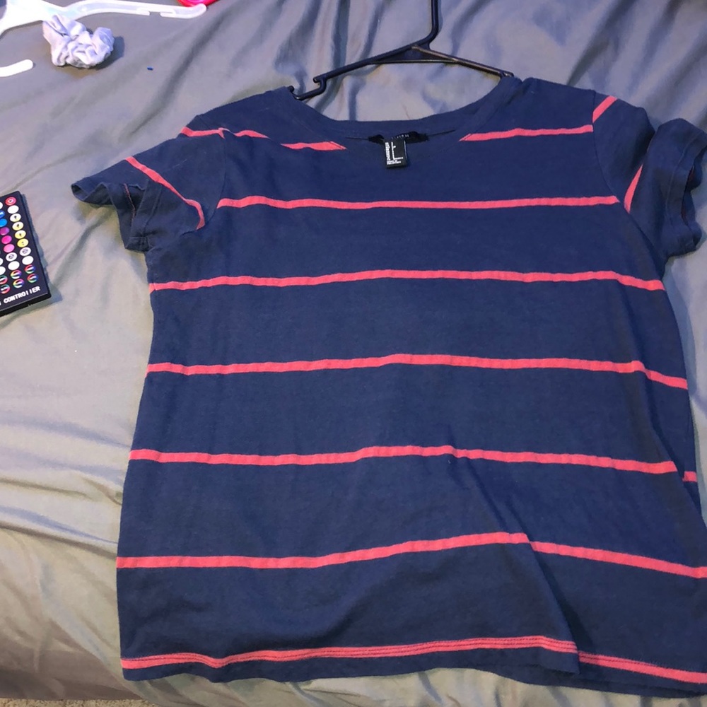 blue and red striped forever21 tee